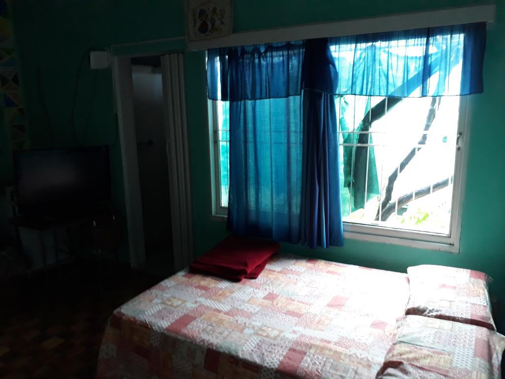 Carmelo Hostel Kültér fotó